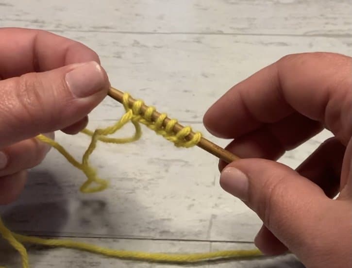 Unraveling the secret: How to measure for long-tail cast-on