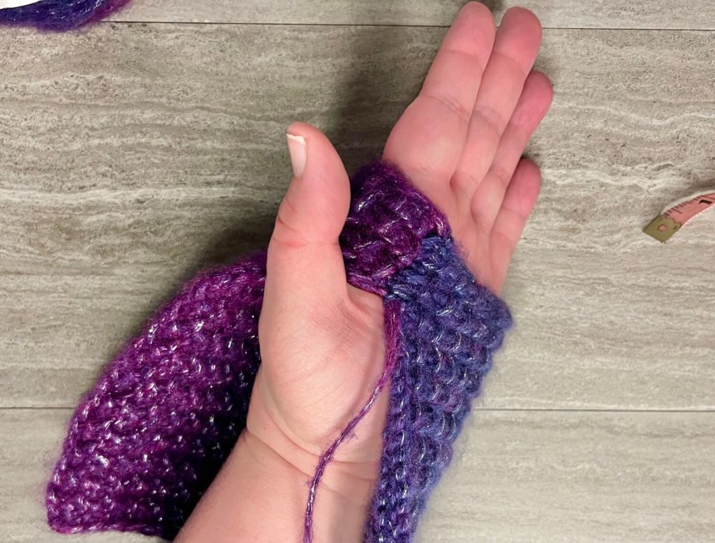 Measuring fingerless gloves knit my way for thumb opening