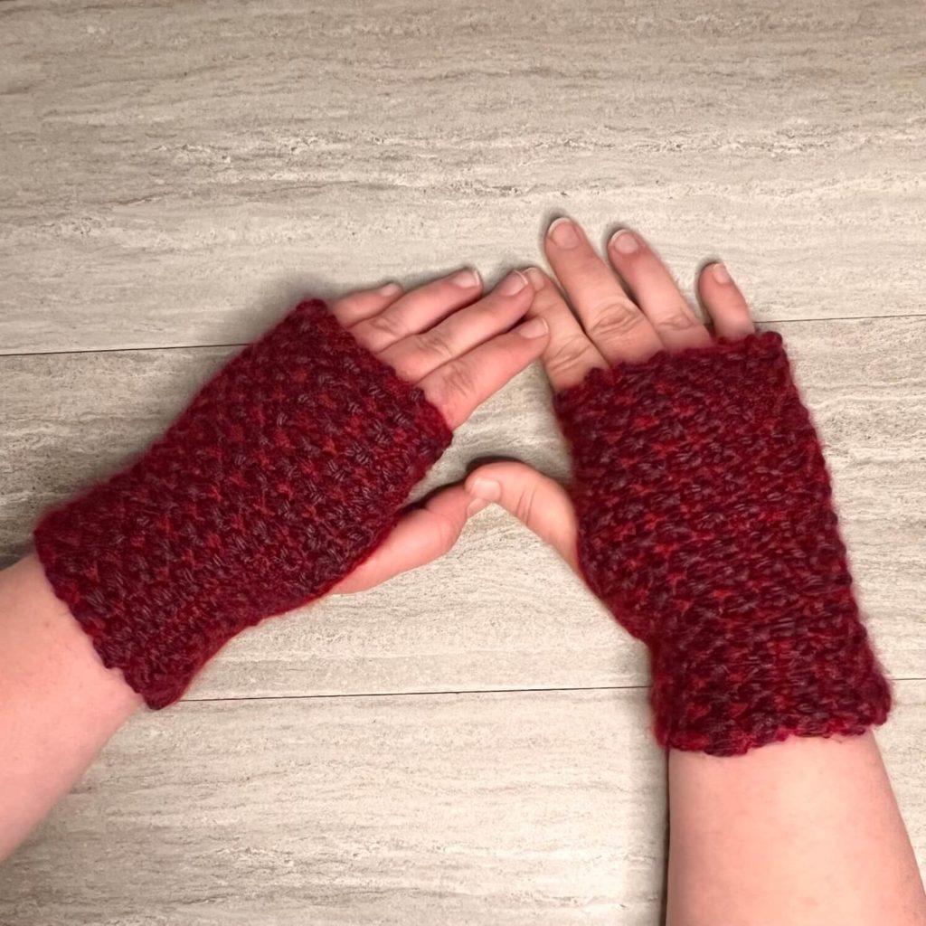 Tag-a-long 2-color knit stitch pattern fingerless gloves knit my way